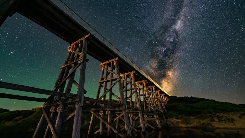 Capturing the Night Sky — Aurora Photography Workshop Inspires Bass Coast Locals